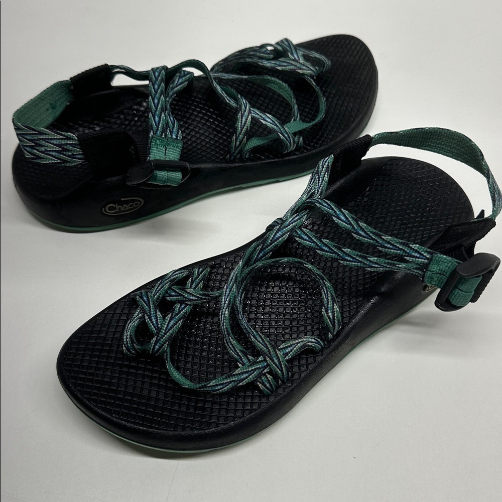 Chaco ZX/2 Sandals Shoes Criss Cross Strappy Toe Striped Black Women's Size 8